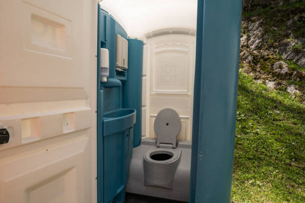 Porta potty rental for outdoor events in Farmington Hills, MI