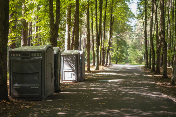 Best Porta potty delivery and setup  in Farngton Hills, MI